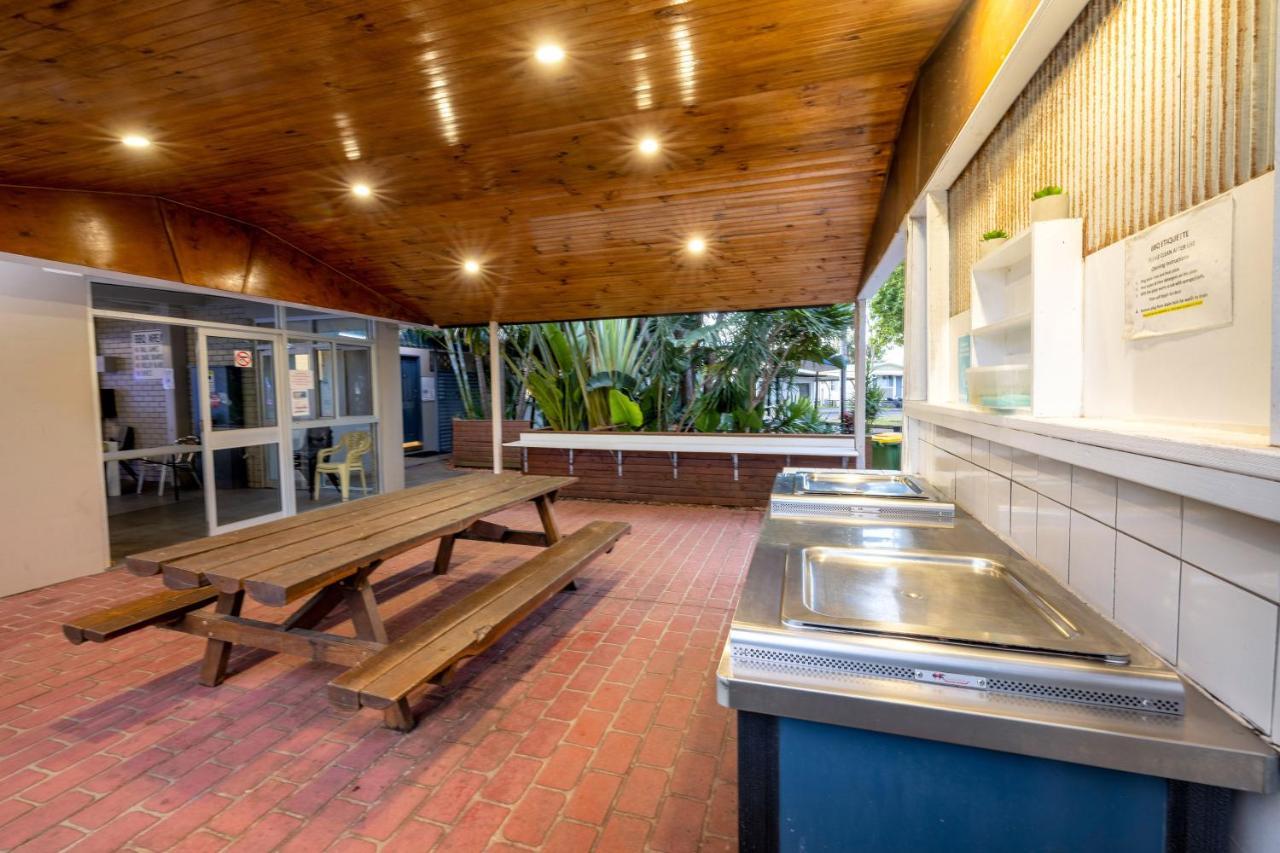 Big4 Manning Point Holiday Park Extérieur photo